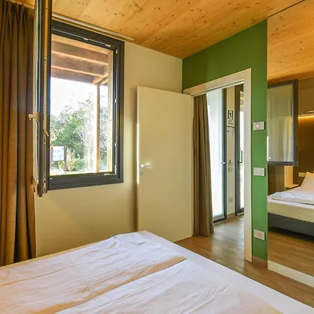 Apartment Amazing In Valeggio sul Mincio